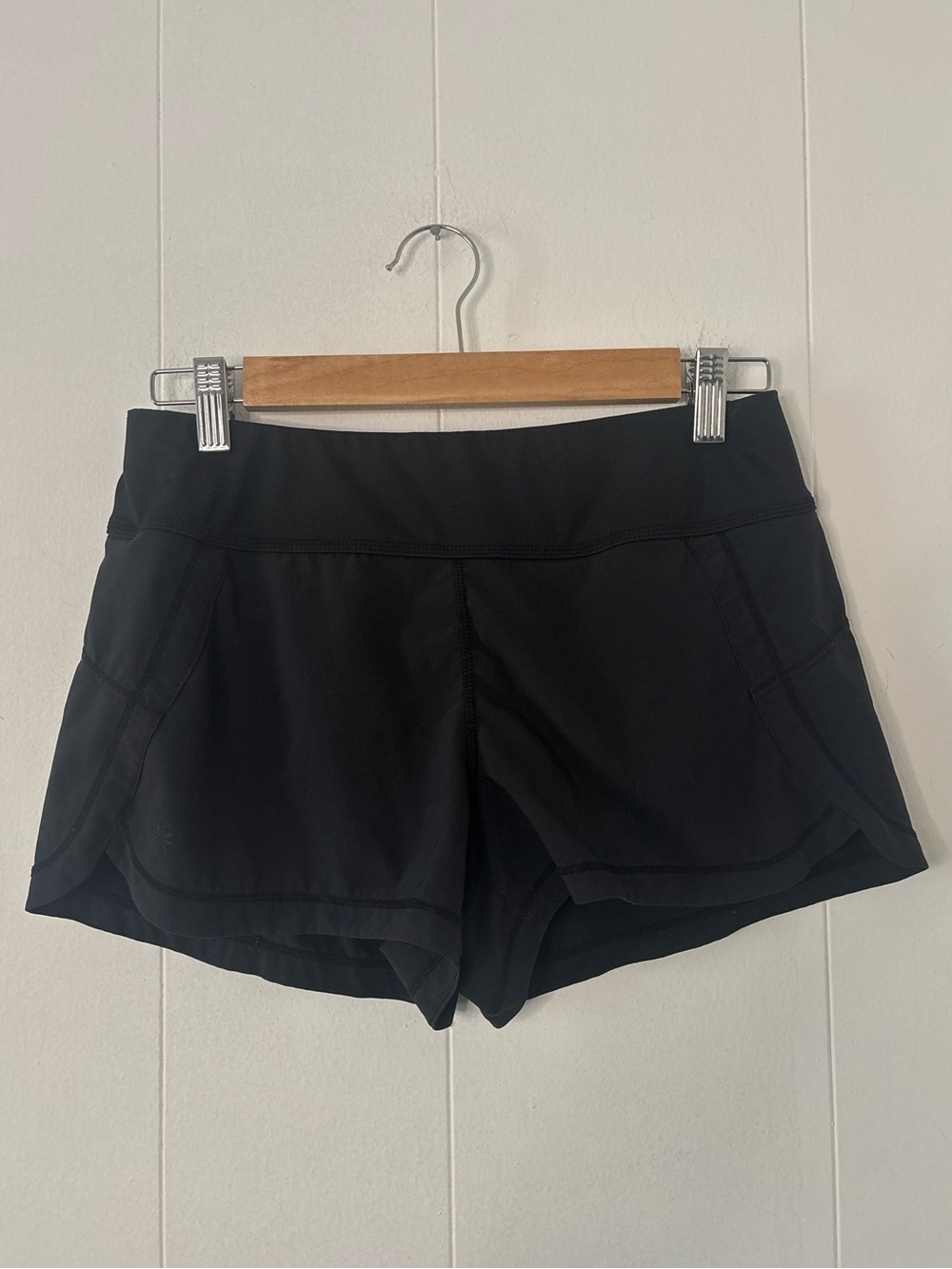 Black Athleta Running Shorts Athleisure Activewear Pocket Size XS